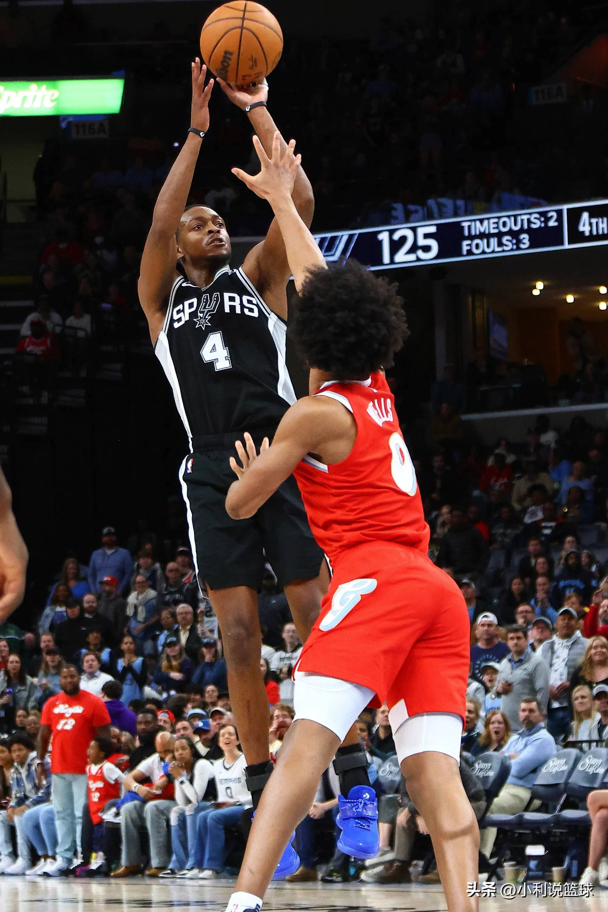 九游下载-比赛规则变更引发热议！，字母哥在巴黎圣日耳曼比赛中持续失利引发球迷热议的简单介绍-九游下载