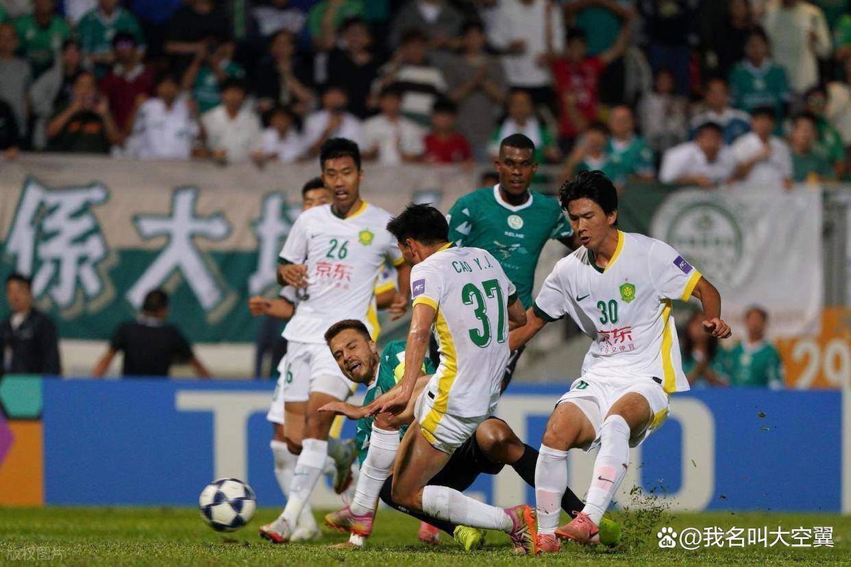 包含转会期亚冠传出新动向，北京国安外线爆发，管理层表态——赛场秩序良好，高层口径保持一致的词条