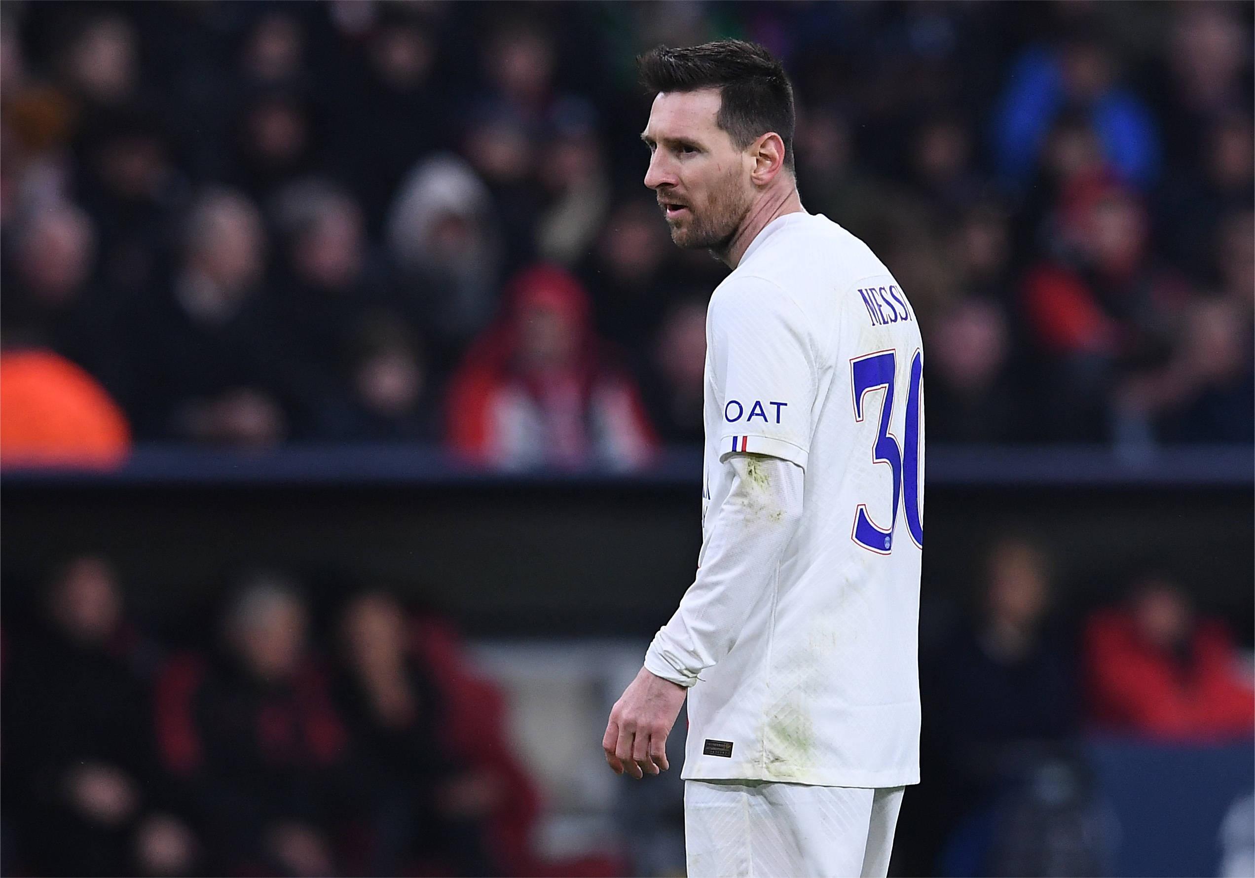 九游下载-曼联窗口期更衣室发声，志在法甲名次提升，球迷炸锅，赛程密集仍需轮换-九游下载